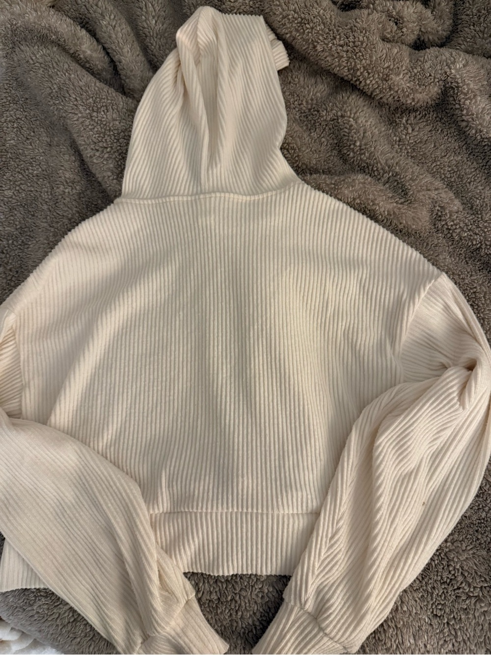 Alo MUSE Women’s Cream Ribbed Hoodie Sweater - Picture 3 of 4